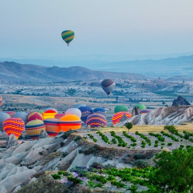 balloons-soar-into-cappadocia-1024x682